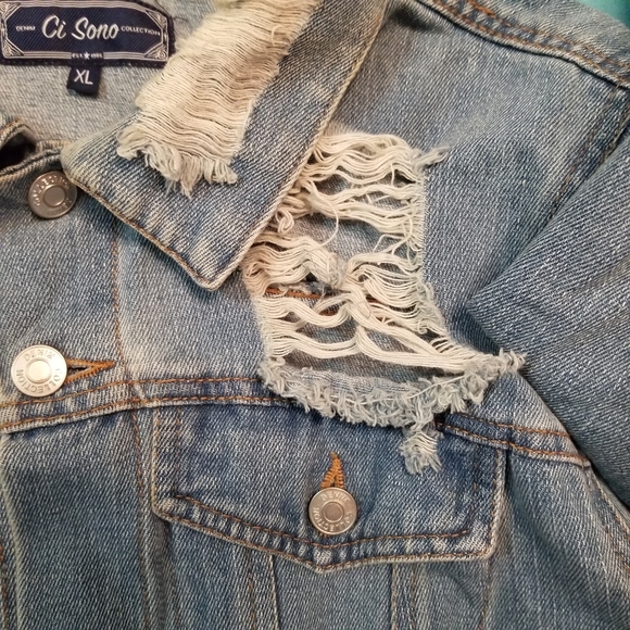 Destructive Jean Jacket - Picture 2 of 11